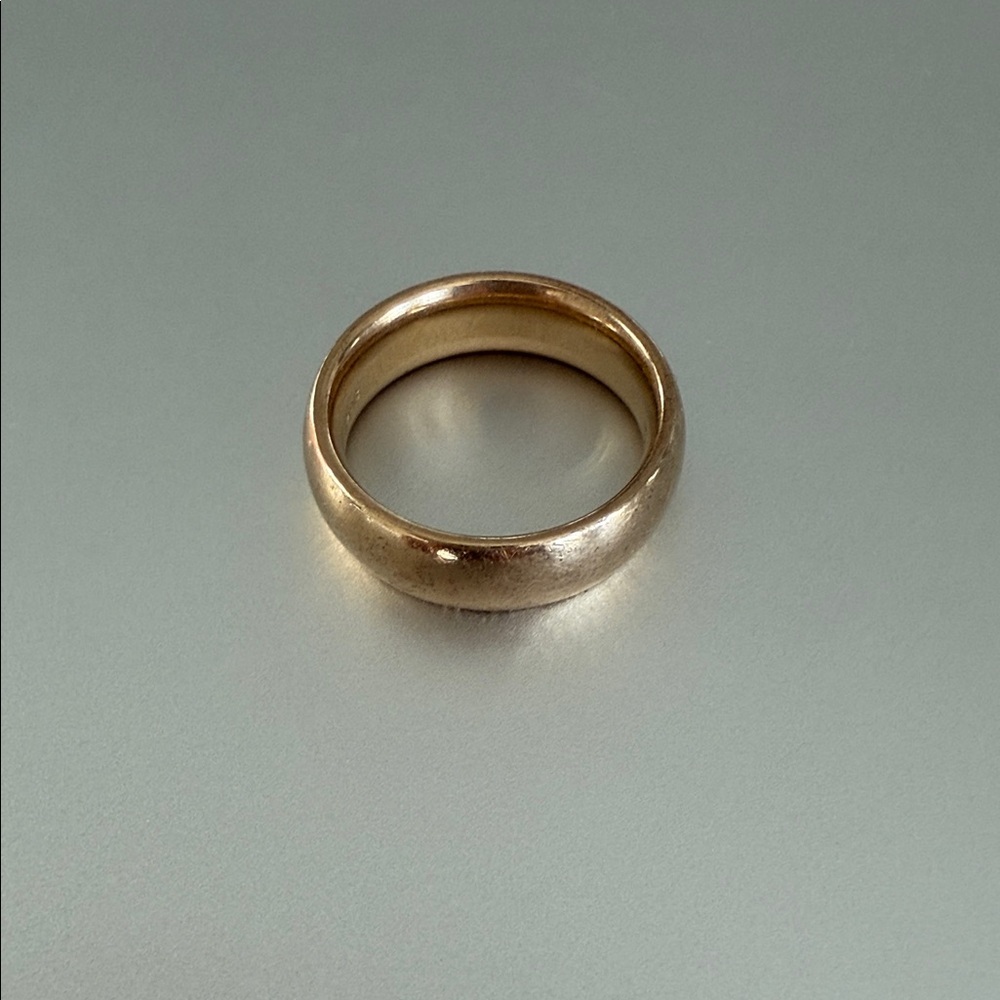14k Solid Yellow Gold Band Ring Substantial Weight @ 8 grams 6.35mm width  Sz 6